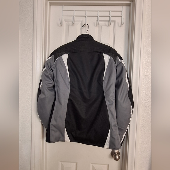NWOT - Bilt Women’s Motorcycle  Jacket Size Lg. - Picture 3 of 15